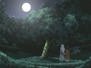 La pleine lune, un arbre, deux filles, ....